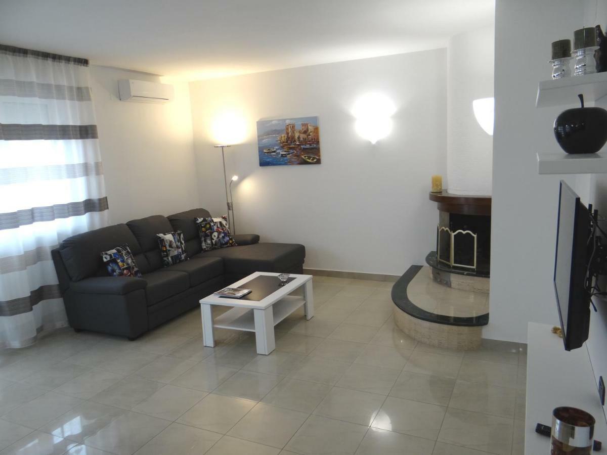 Grande Appartamento Al Mare Martinsicuro Exterior foto
