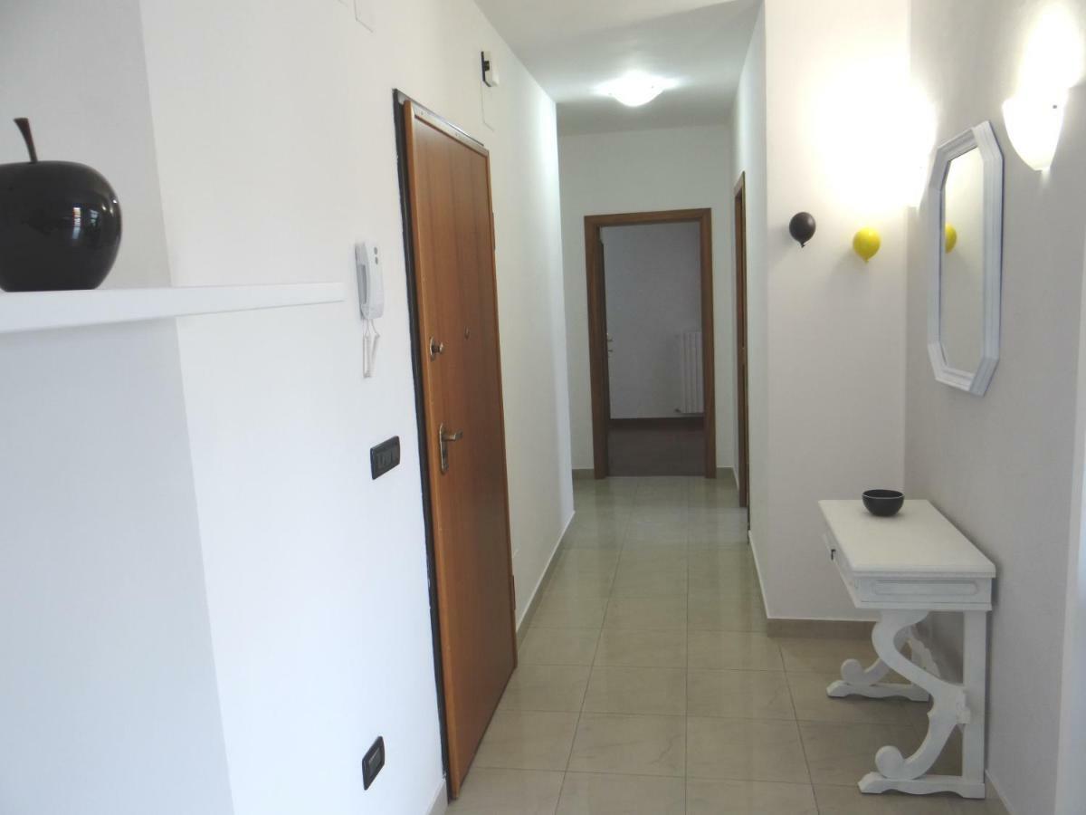 Grande Appartamento Al Mare Martinsicuro Exterior foto