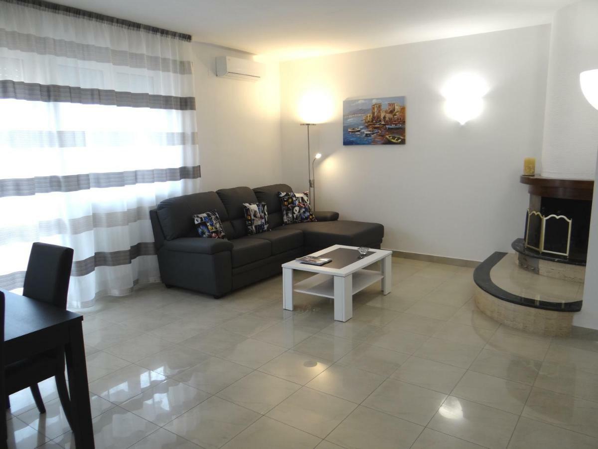 Grande Appartamento Al Mare Martinsicuro Exterior foto